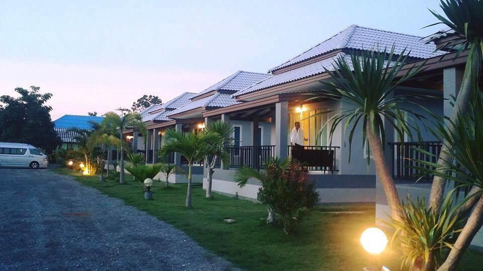 KP Mountain Beach Pran Buri Exterior foto