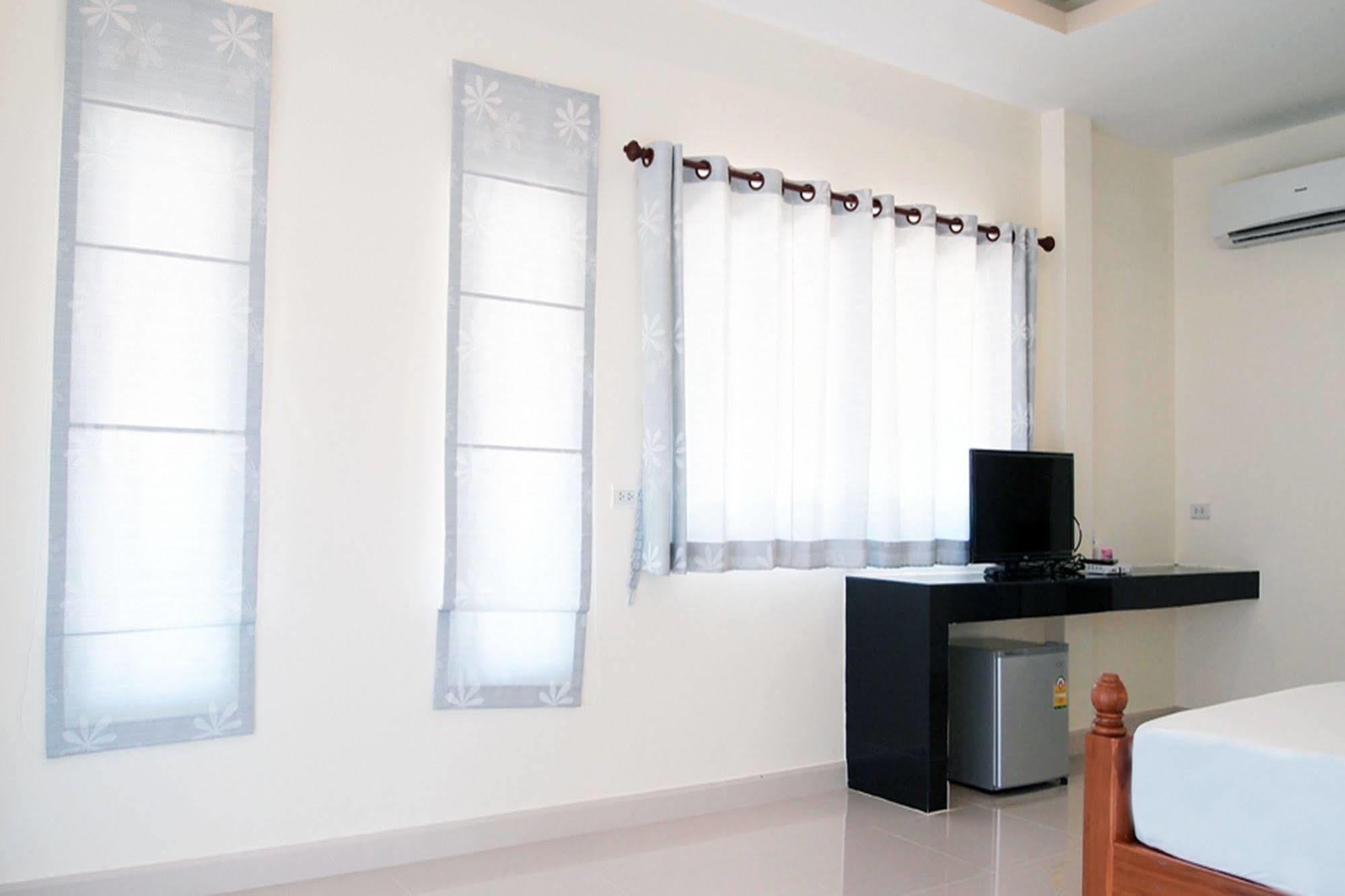 KP Mountain Beach Pran Buri Exterior foto