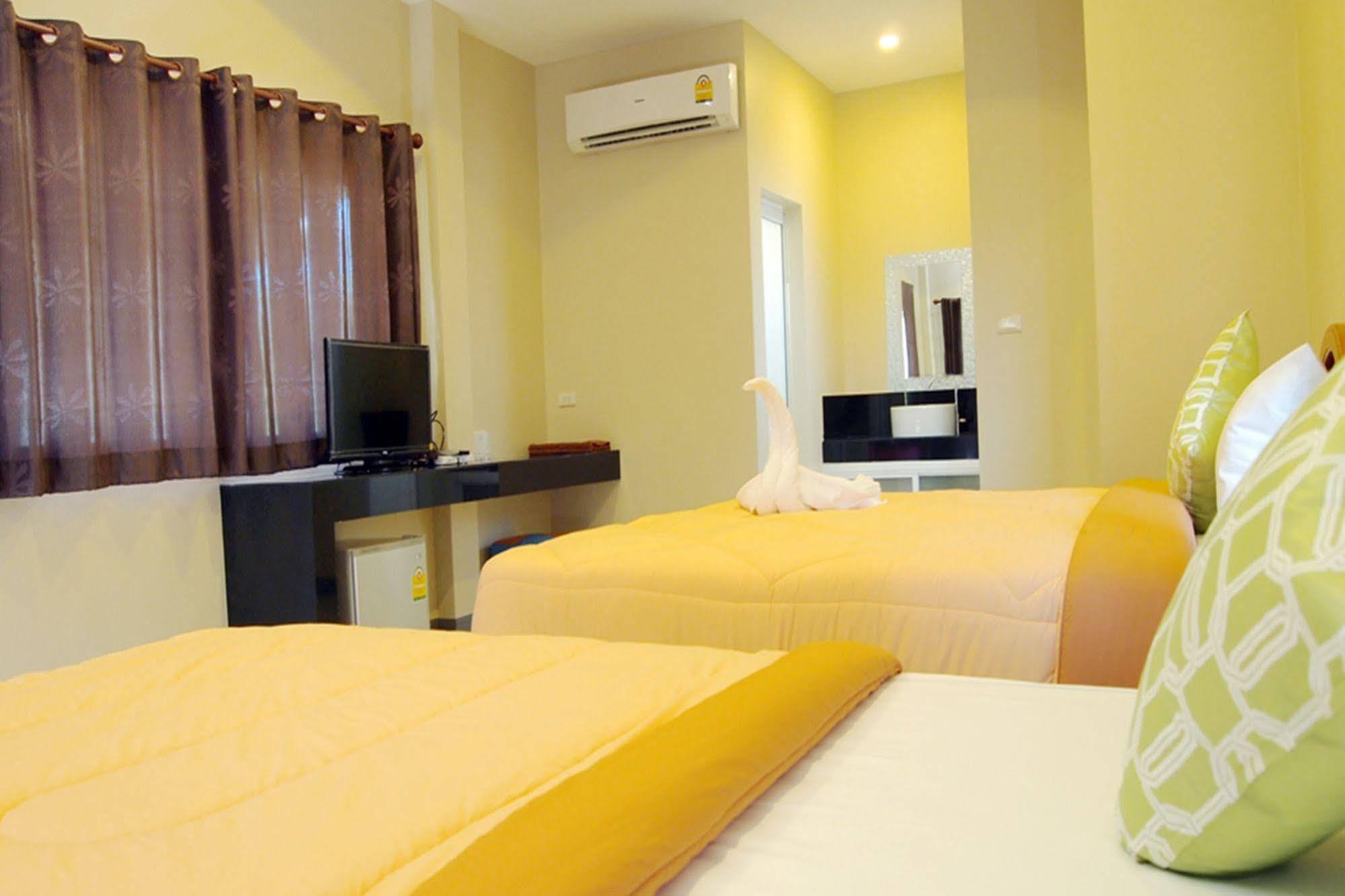 KP Mountain Beach Pran Buri Exterior foto