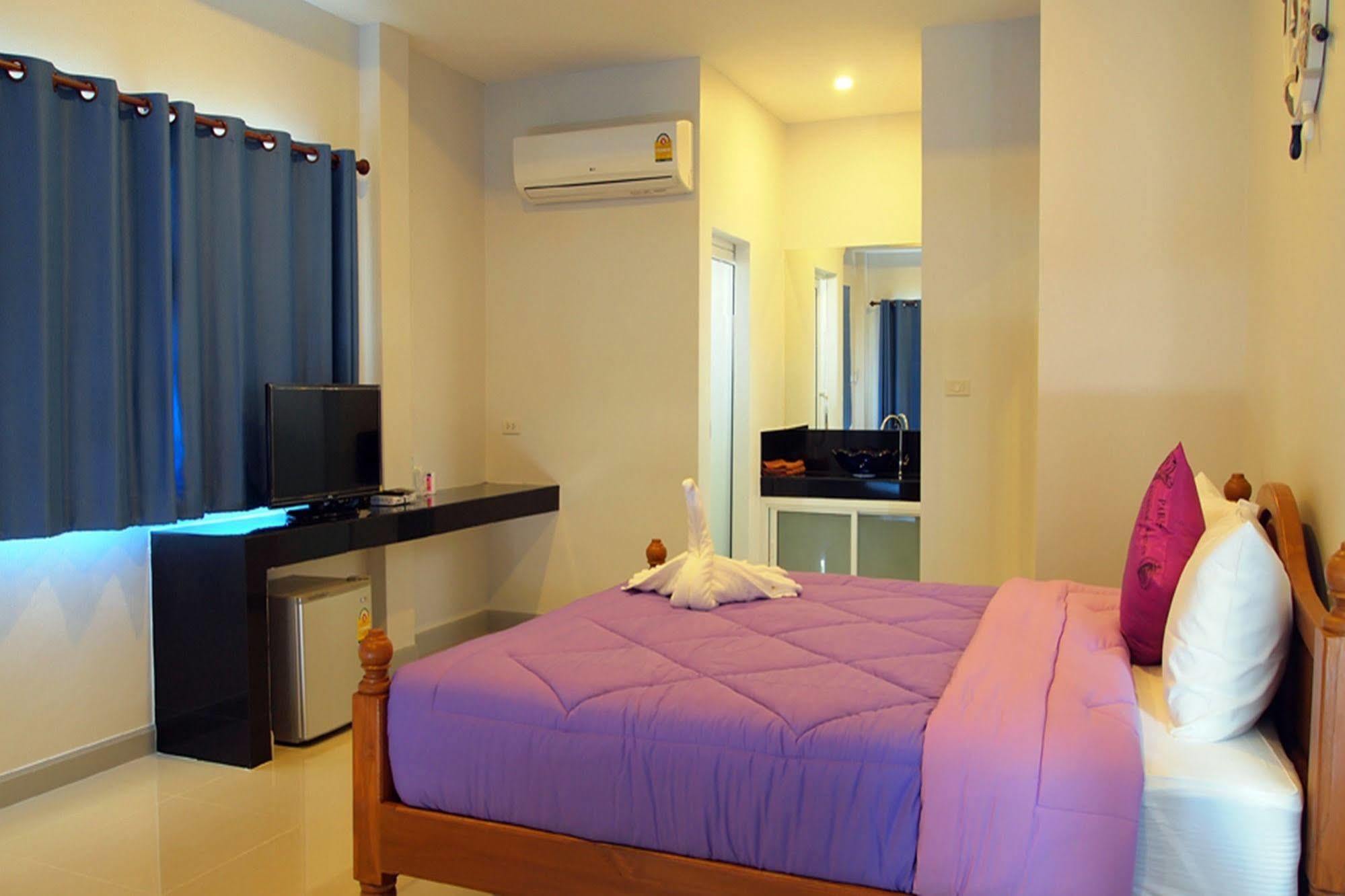 KP Mountain Beach Pran Buri Exterior foto