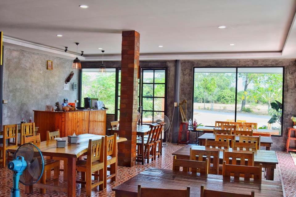 KP Mountain Beach Pran Buri Exterior foto