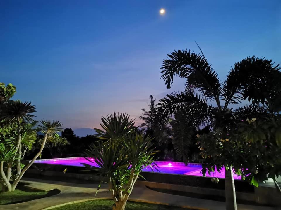 KP Mountain Beach Pran Buri Exterior foto