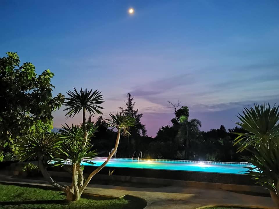 KP Mountain Beach Pran Buri Exterior foto